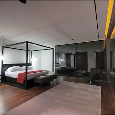 Villa Sleeps 12 Pool Air Con Wifi *